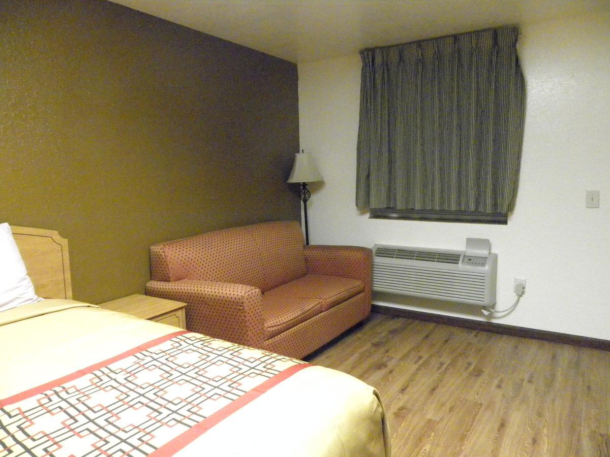 Guest Inn רוג'רס מראה חיצוני תמונה
